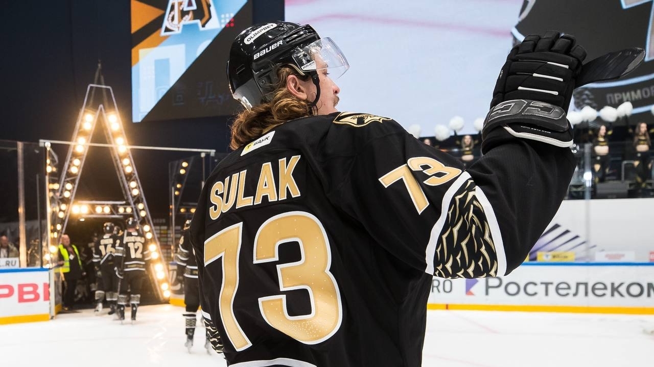 Капитан «Адмирала» Либор Шулак случайно забил в...