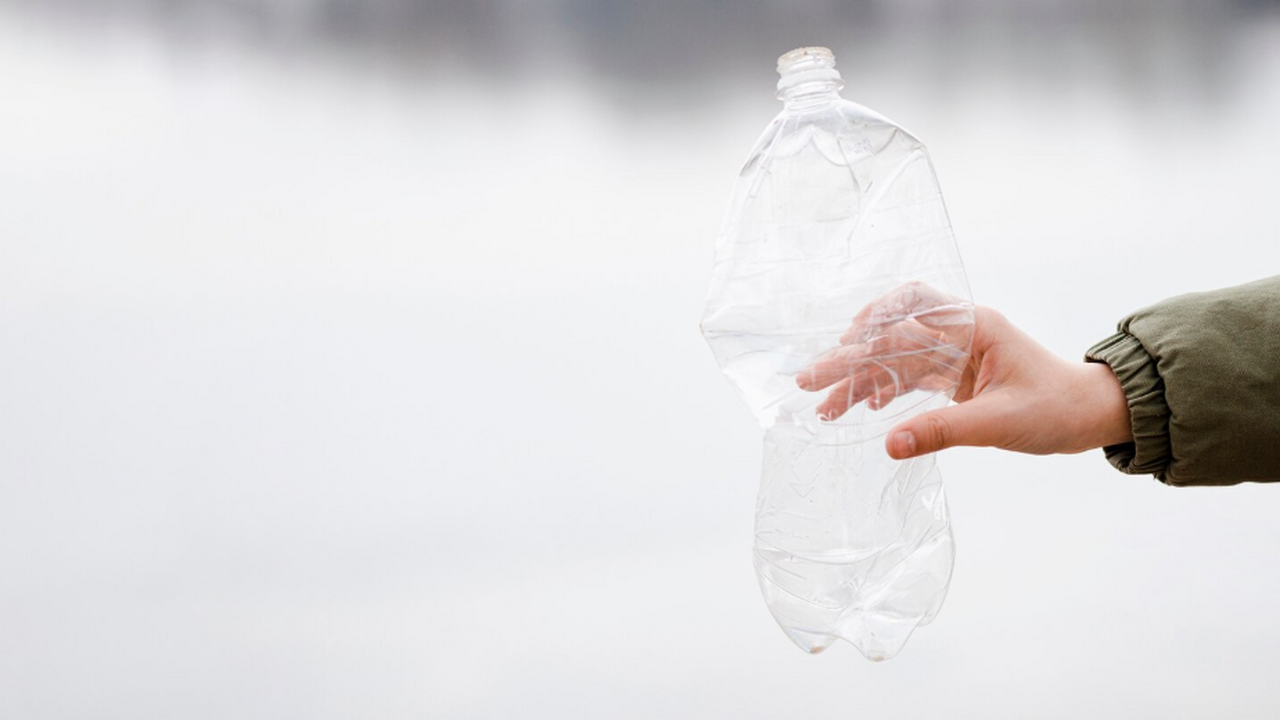 Солнечная фотоконверсия пластика позволяет выра...
