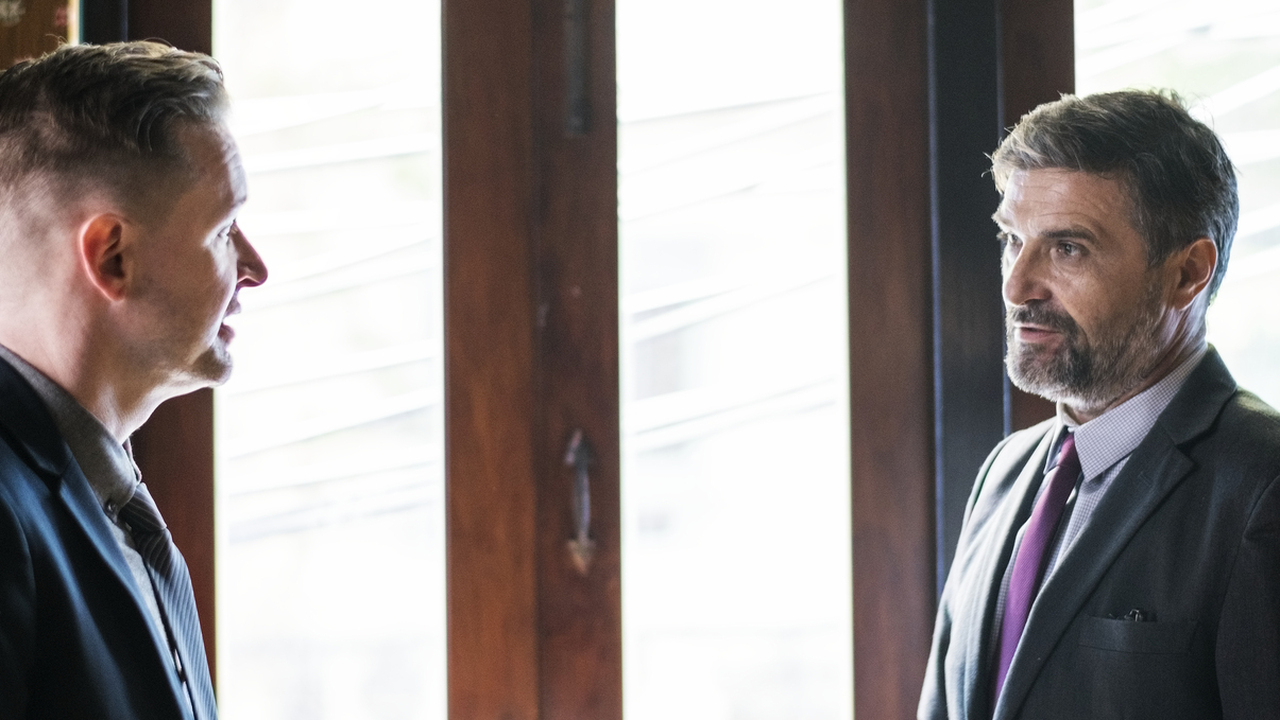 Основным фактором при трудоустройстве остаётся ...