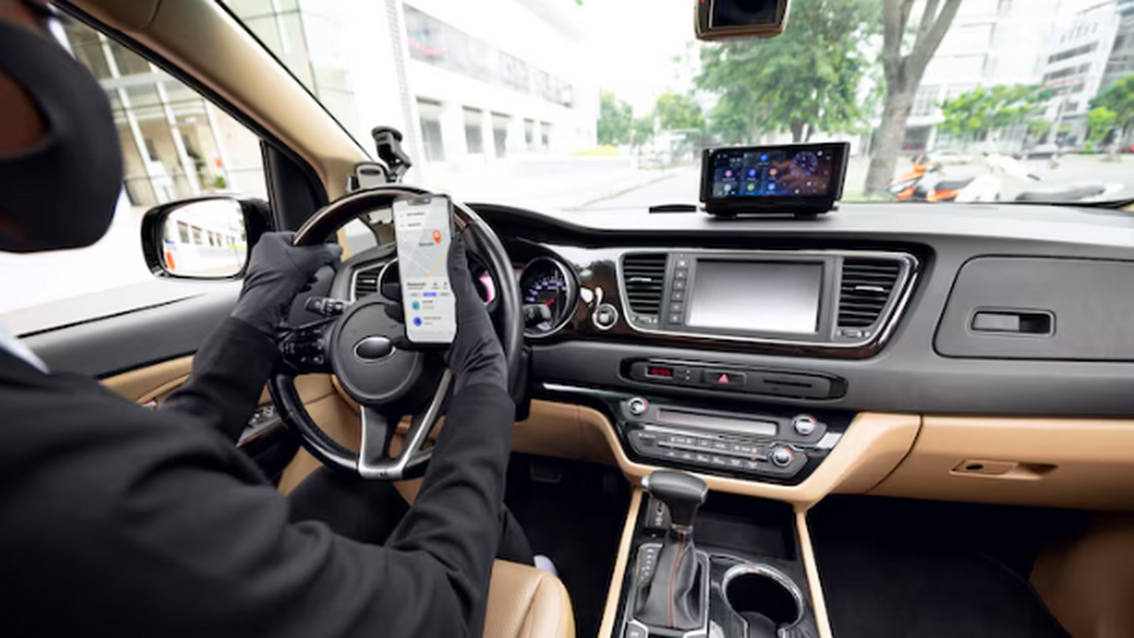 Штрафы за нарушение ПДД в 2025 году: подробная официальная информация Все штрафы ГИБДД на 2025 год: сколько придётся ...