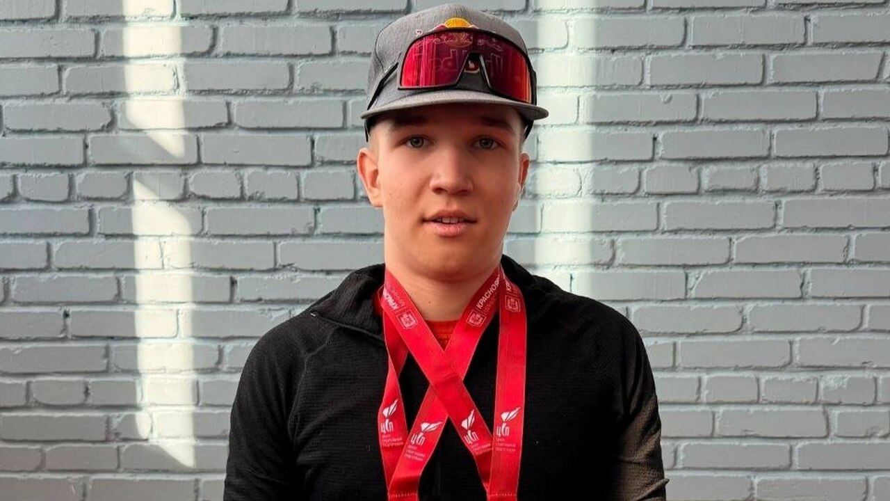 Он занял первое место среди юношей до 16 лет