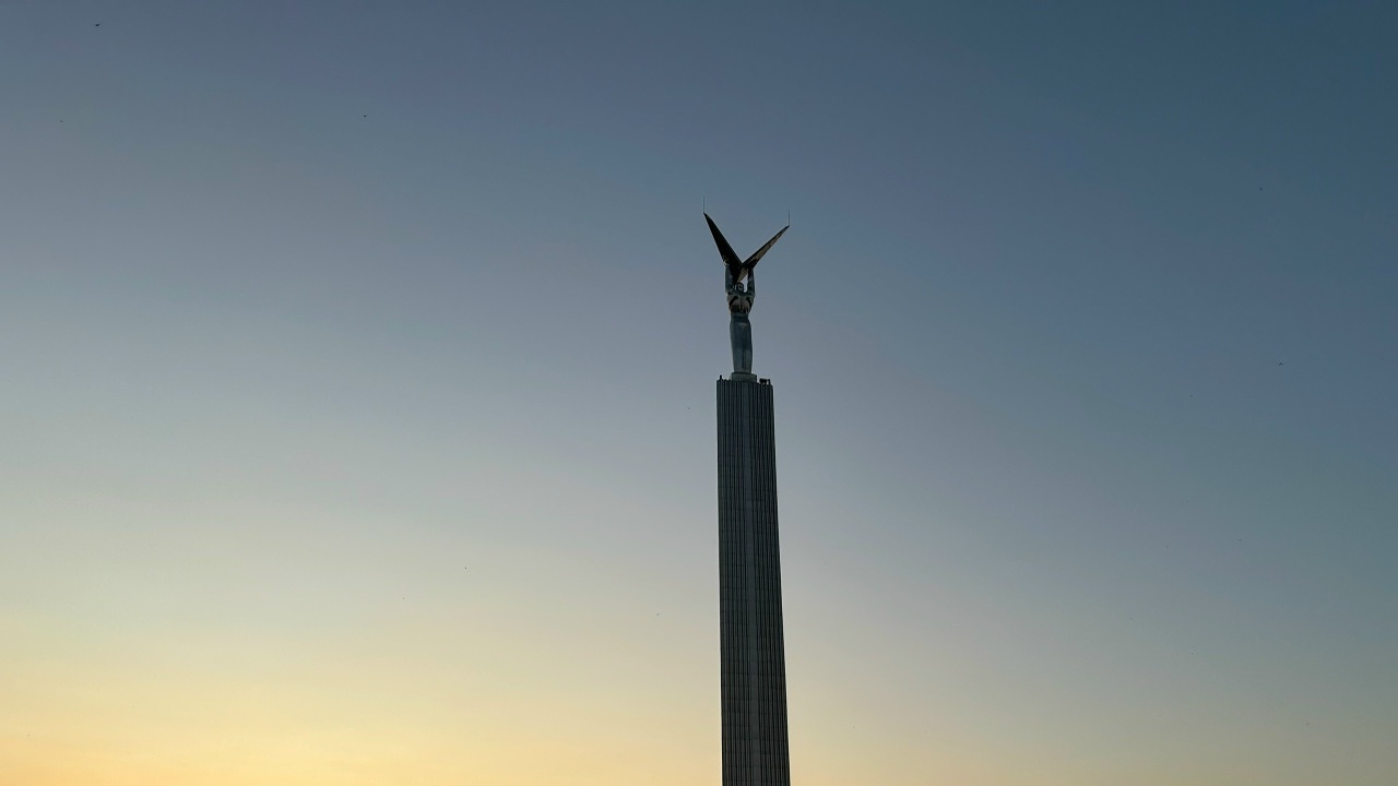 В архивах американского финансиста Эпштейна упомянуты Самара и Тольятти Обнародована новая порция файлов Эпштейна, обви...