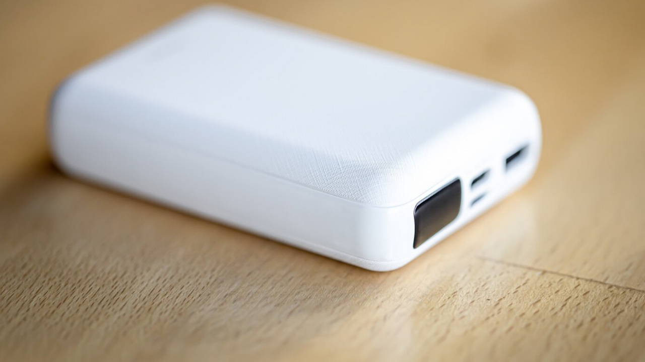 Авиакомпании пытаются обезопасить рейсы и вводят запрет на пауэрбанки Lufthansa, корейские перевозчики и S7 Airlines ...