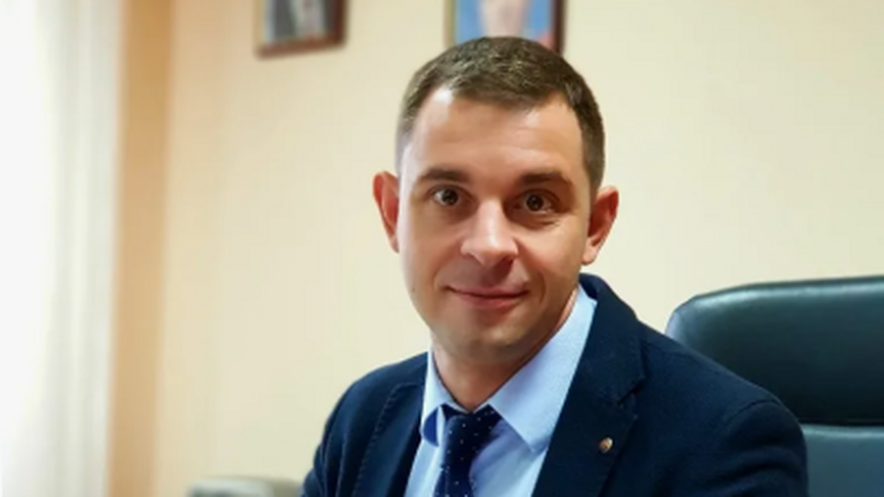 Кузнецов сменил кресло мэра Чапаевска на пост в правительстве области О его назначении губернатор Федорищев объявил н...