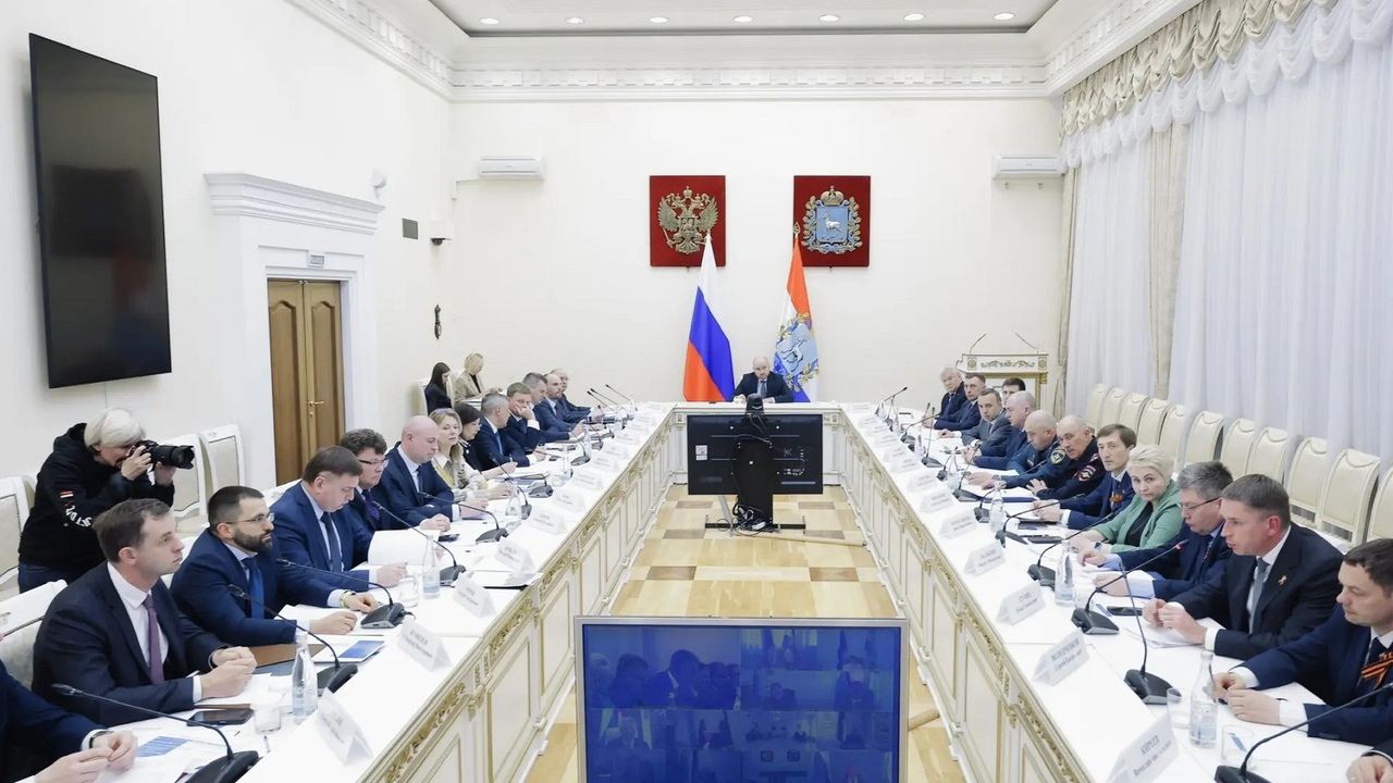 В понедельник, 4 мая, на оперативном совещании ...