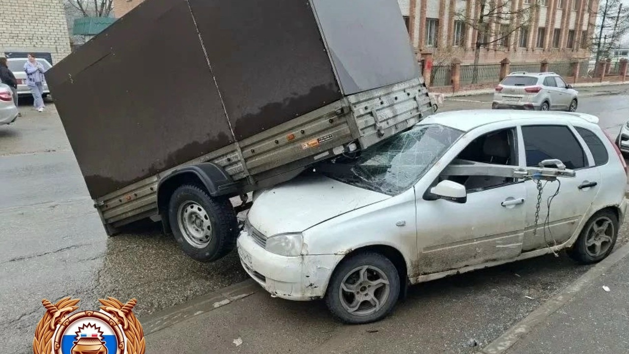 Травмы получила пассажирка "Лады"