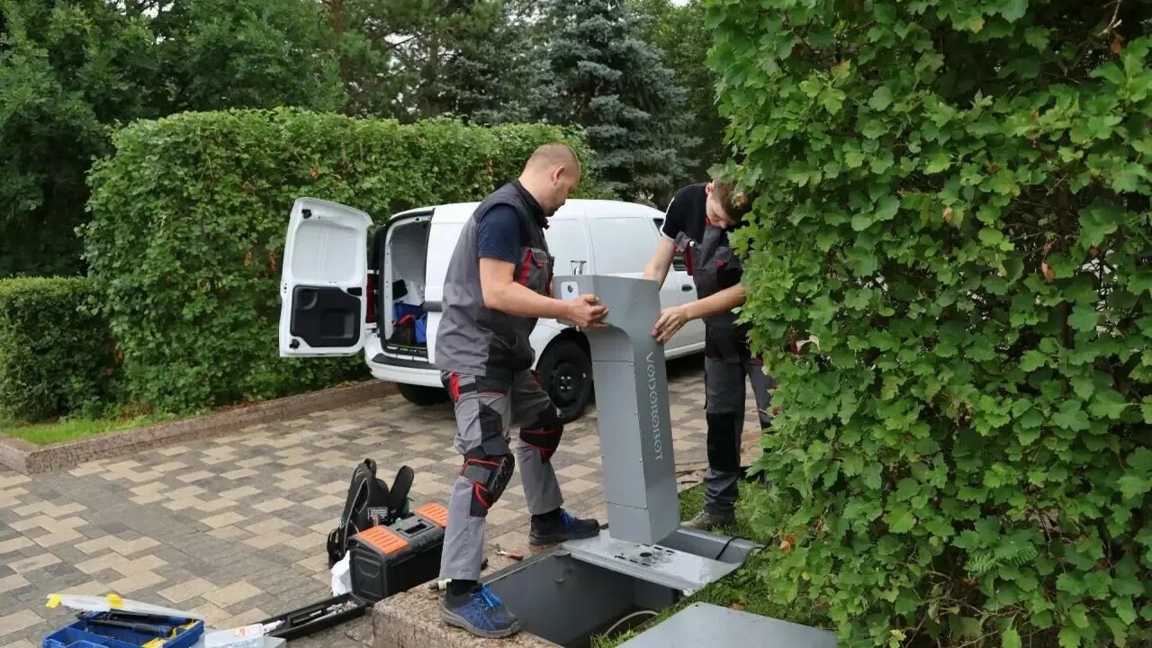 Питьевые фонтанчики начали устанавливать на набережной Самары Вода проходит несколько этапов фильтрации, вклю...
