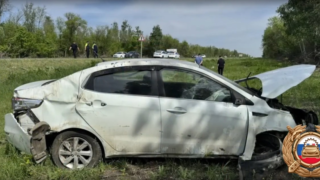 Водитель Kia Rio погиб в ДТП на трассе Самара — Волгоград По предварительной информации, он не справился ...