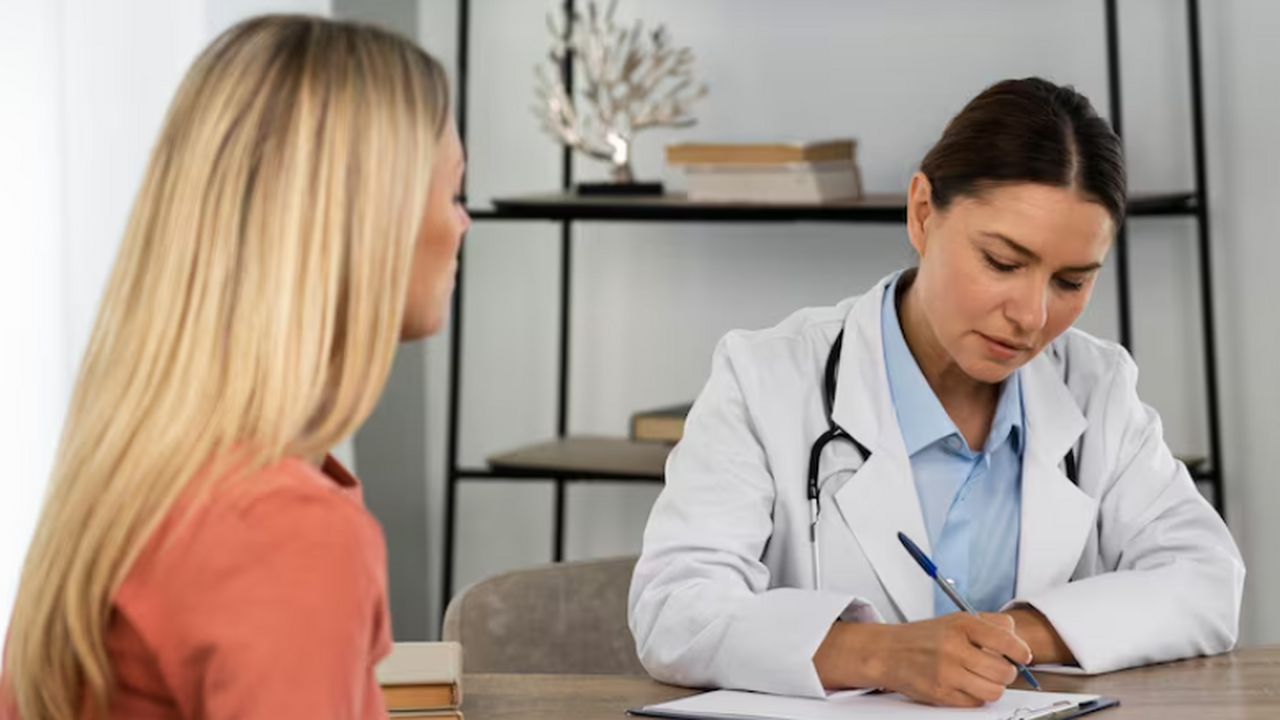 В России предложили включать психические диагнозы в медкарты В России планируют добавить психические расстро...