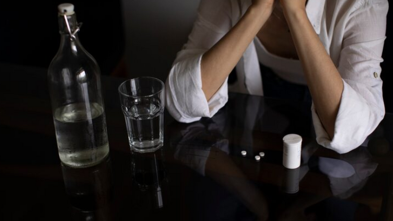 Россия оказалась первой в мире по ущербу здоровью от потребления алкоголя Россия возглавила мировой антирейтинг по потеря...