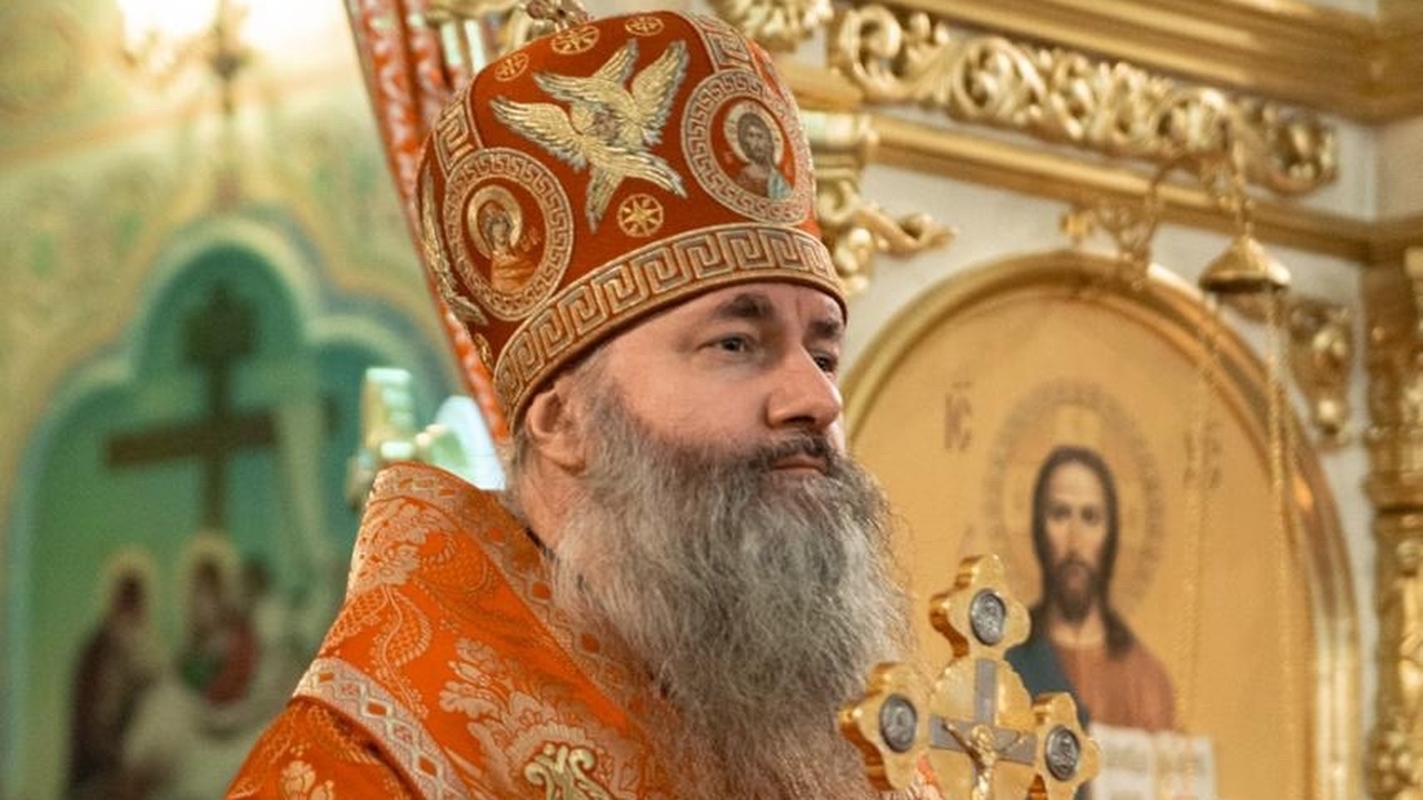 Светлая радость и блики свечей: самарцы встретили Пасху 2026 года в храме В Самаре в ночь на 12 апреля в Софийском соборе...