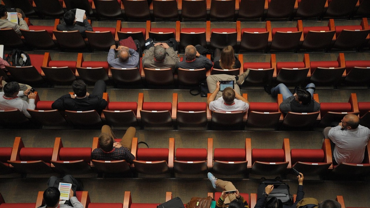 В Самаре молодежь приглашают на карьерный форум "Волжский импульс" Форум пройдет 24 ноября в ММФЦ на Масленникова