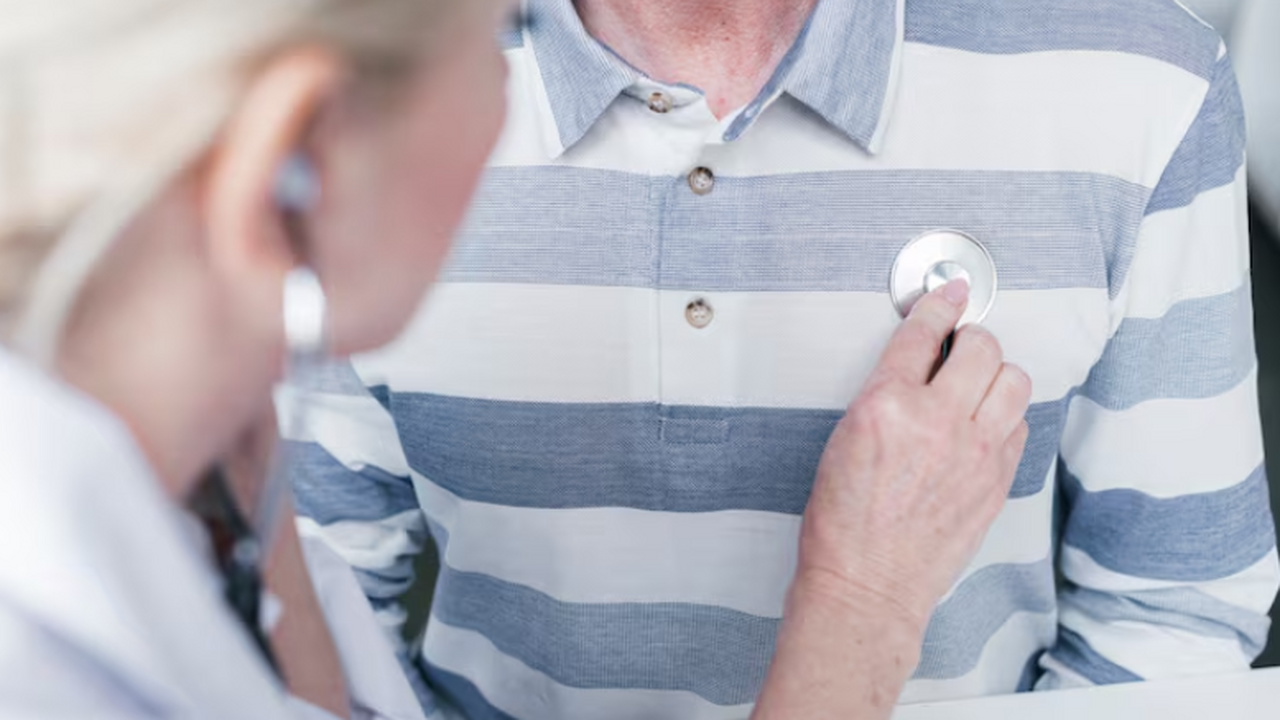 Евгений Шляхто предупредил об опасности позднего обращения при инфаркте Евгений Шляхто подчеркнул, что промедление при ...