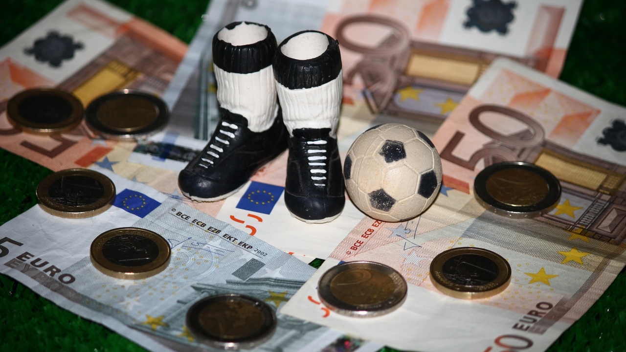 Уголовное дело о мошенничестве в «Крыльях Советов» закрыто в Самарской области Детали дела и личности фигурантов не раскрываются