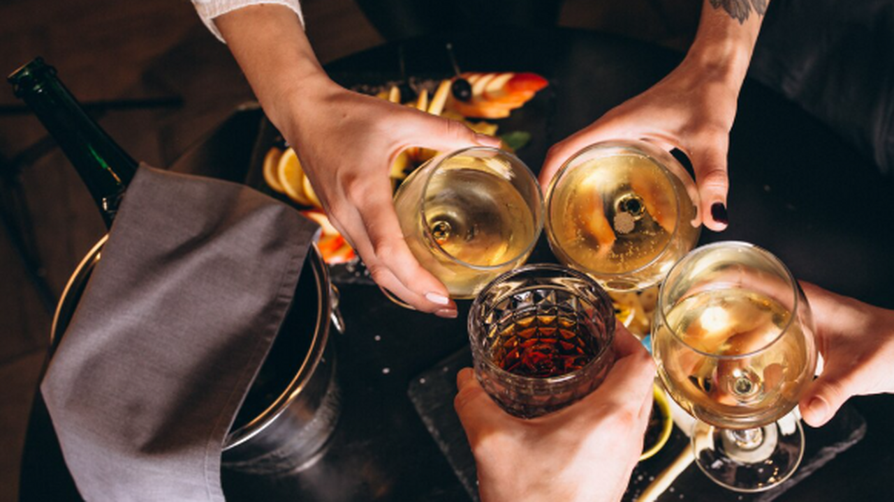 Заместитель председателя комитета Госдумы по эк...