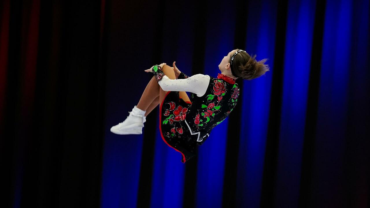 Более 100 юных спортсменов - в турнире по акробатическому рок-н-роллу в Самаре Спортсмены соревнуются в разных форматах