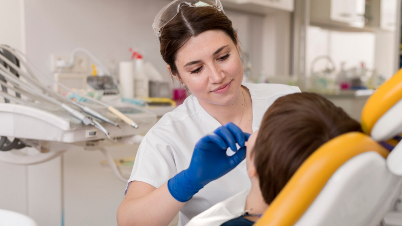 Академик Минздрава РФ Олег Янушевич советует по...