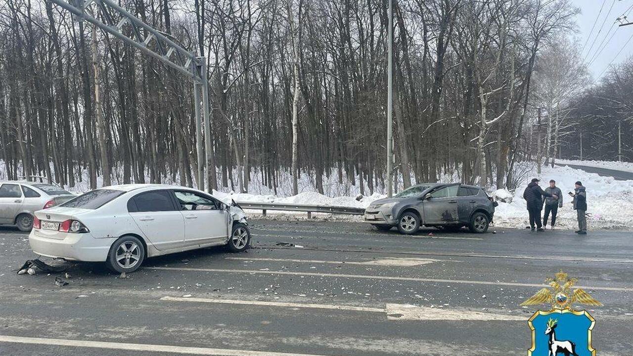 В Кировском районе Самары на Волжском шоссе про...