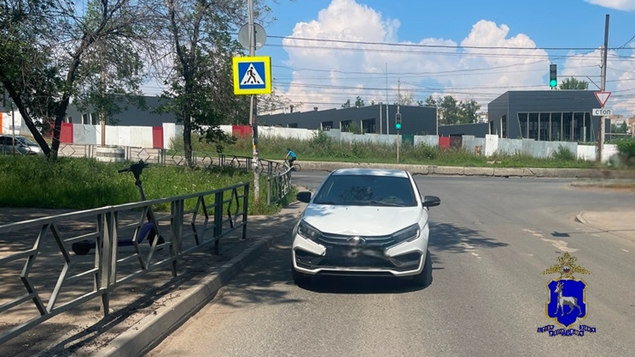 В результате наезда травмы получили 20-летний м...