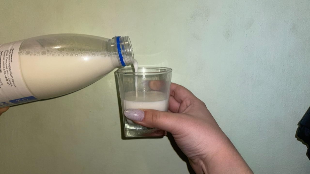 В Самаре провели экскурсию по цехам известного производителя молочных продуктов Посетителям экскурсии представили особенности п...