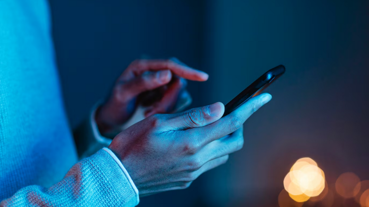 «Функционал национального мессенджера в ближайшей перспективе должен расшириться до уровня «цифрового паспорта»: врио министра цифрового развития и связи Самарской области Сергей Одобеску перечислил преимущества МАХ На конец декабря 2025 года, по информации пресс...