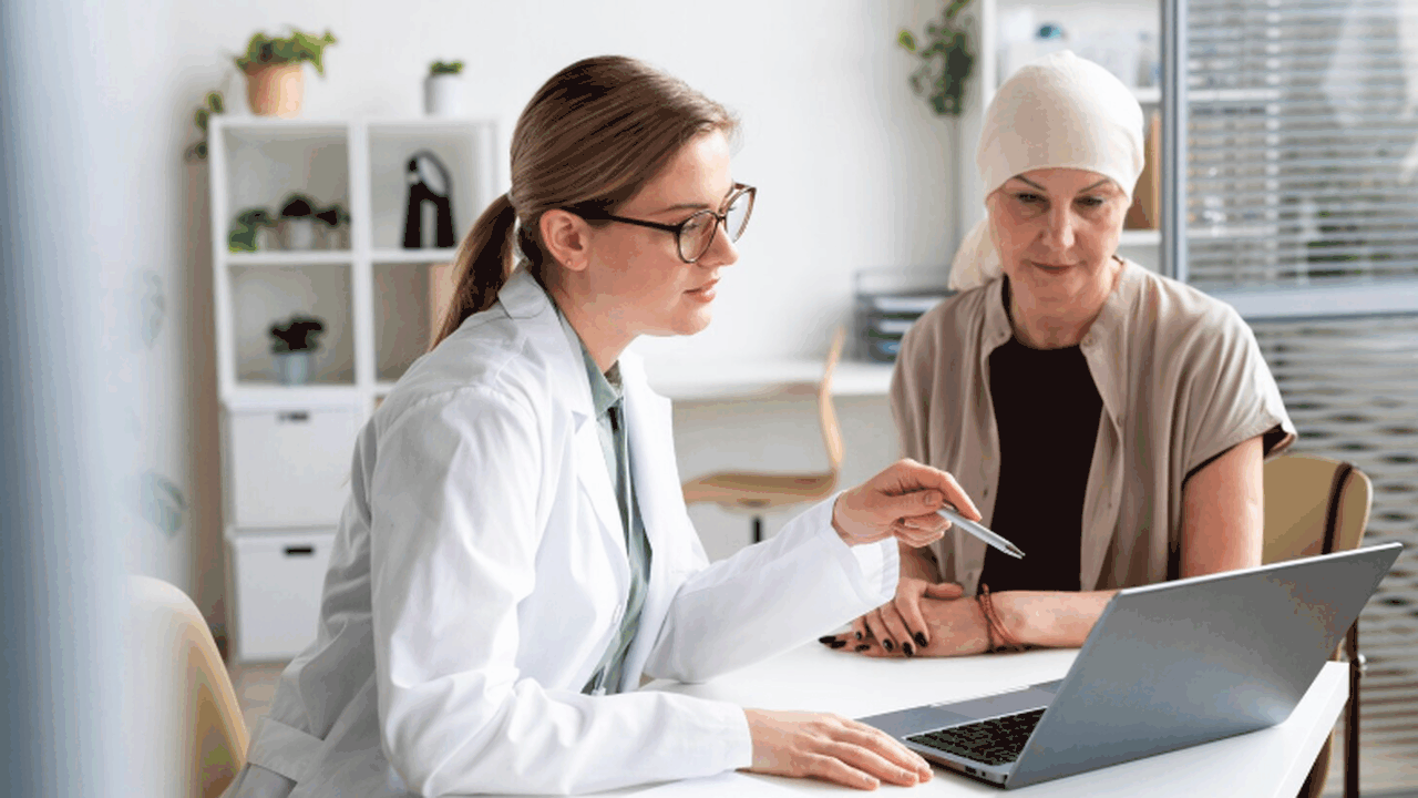 Онколог-маммолог Дмитрий Мироненко объяснил РИА...