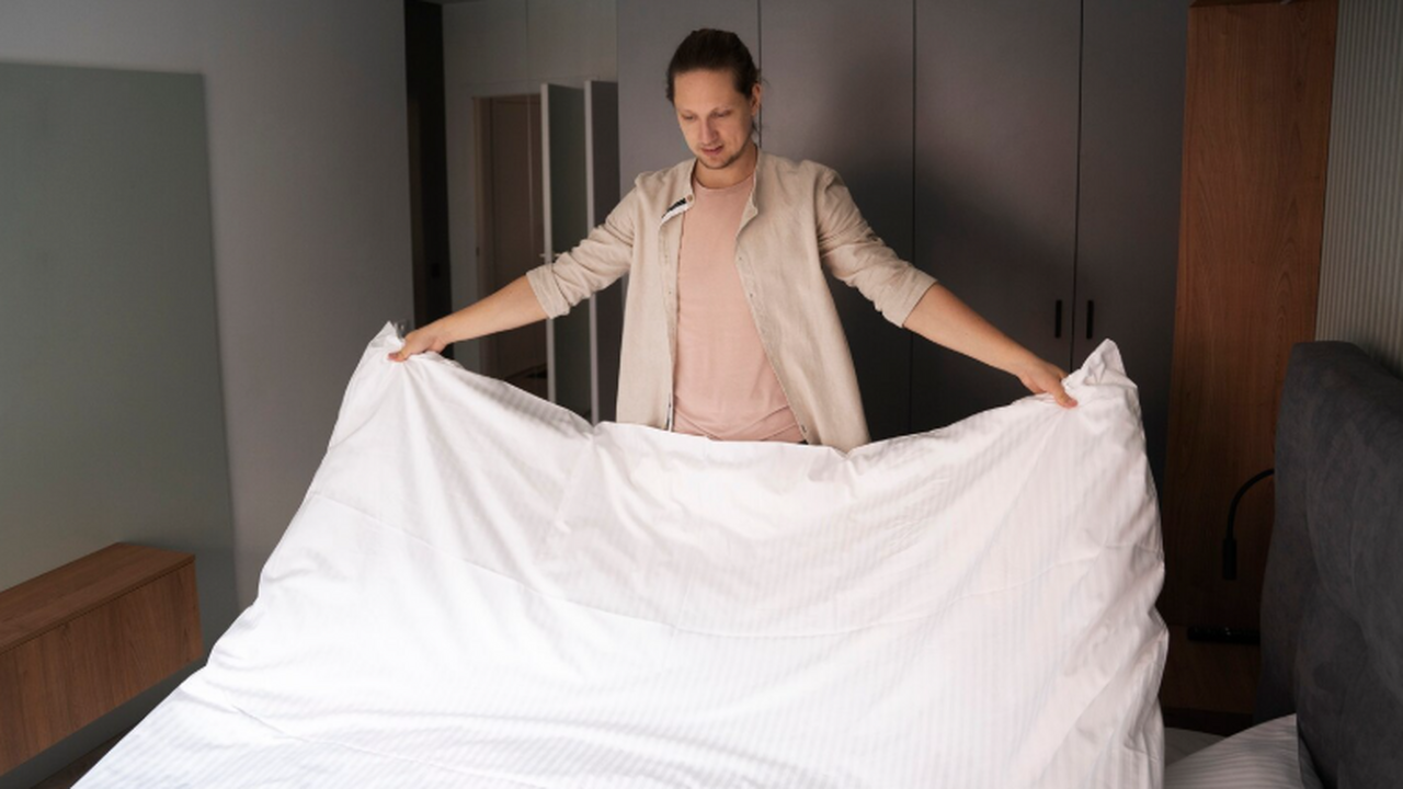 Поддержание гигиены спального места требует сис...