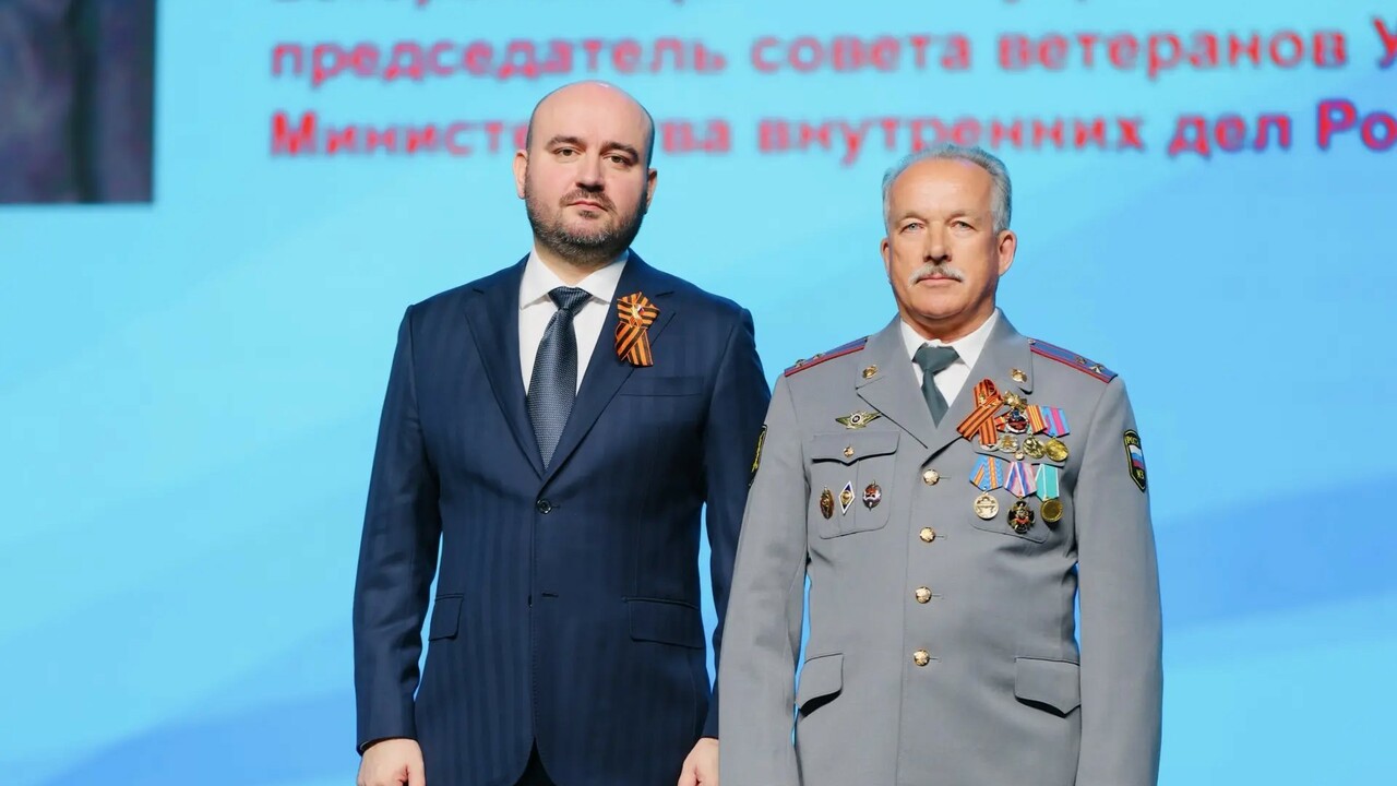 Сегодня, 9 мая, во Дворце спорта имени Владимир...