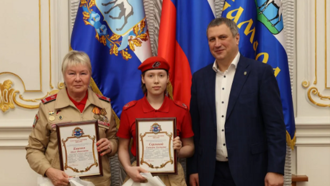 Глава города Иван Носков встретился с юнармейца...