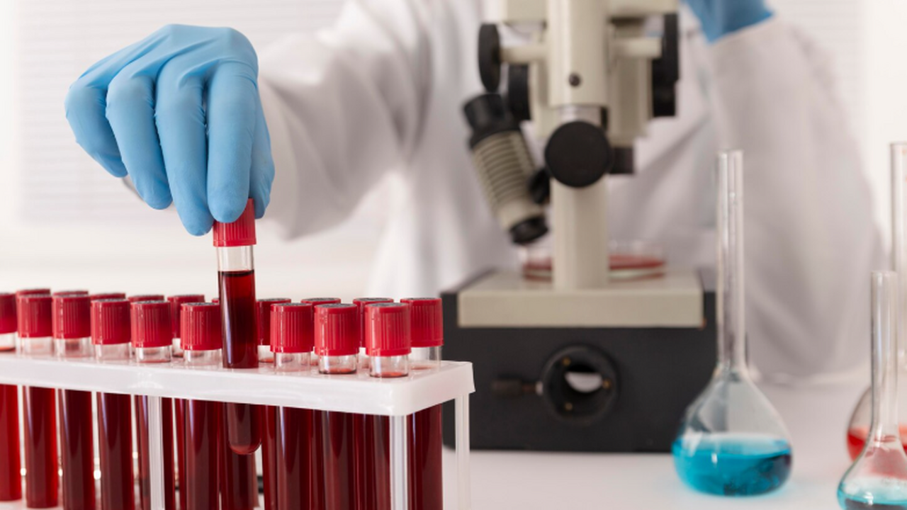 Исследование показало, что 37 белков крови долг...