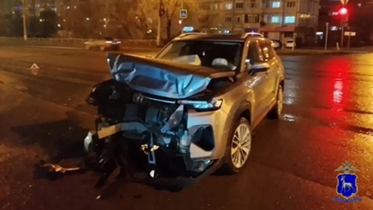 ДТП произошло вечером 2 апреля в 19:40 на перек...