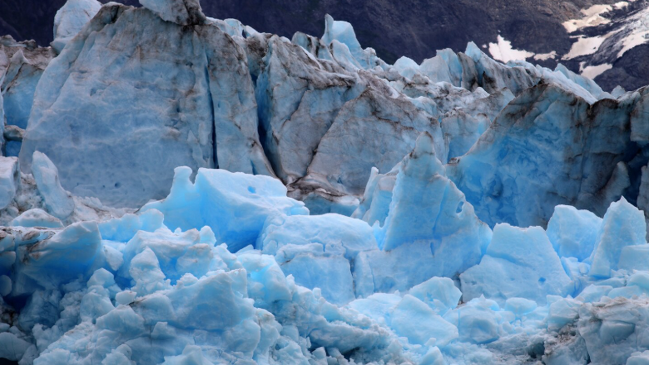 Под ледником Пайн-Айленд обнаружен скрытый гран...