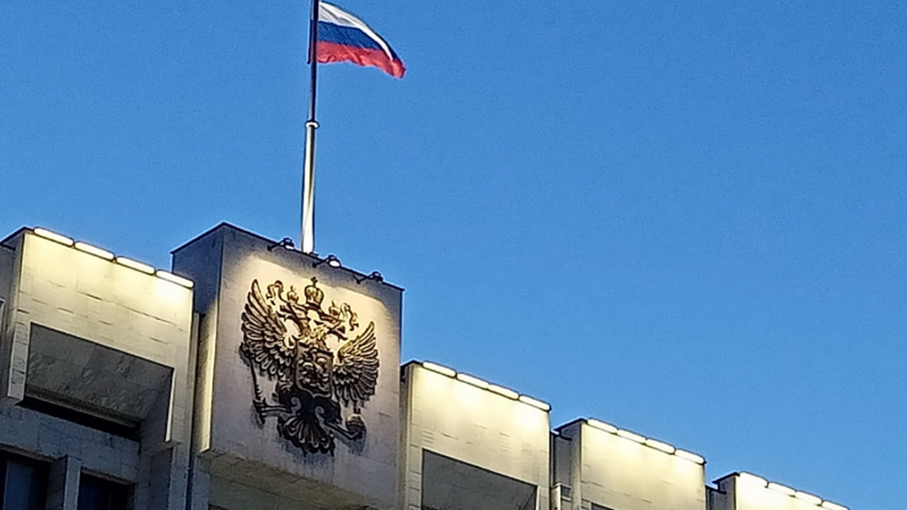 Лимит только поднимается. На самарских чиновников планируют увеличить расходы В Самаре хотят поднять лимит расходов на прожив...