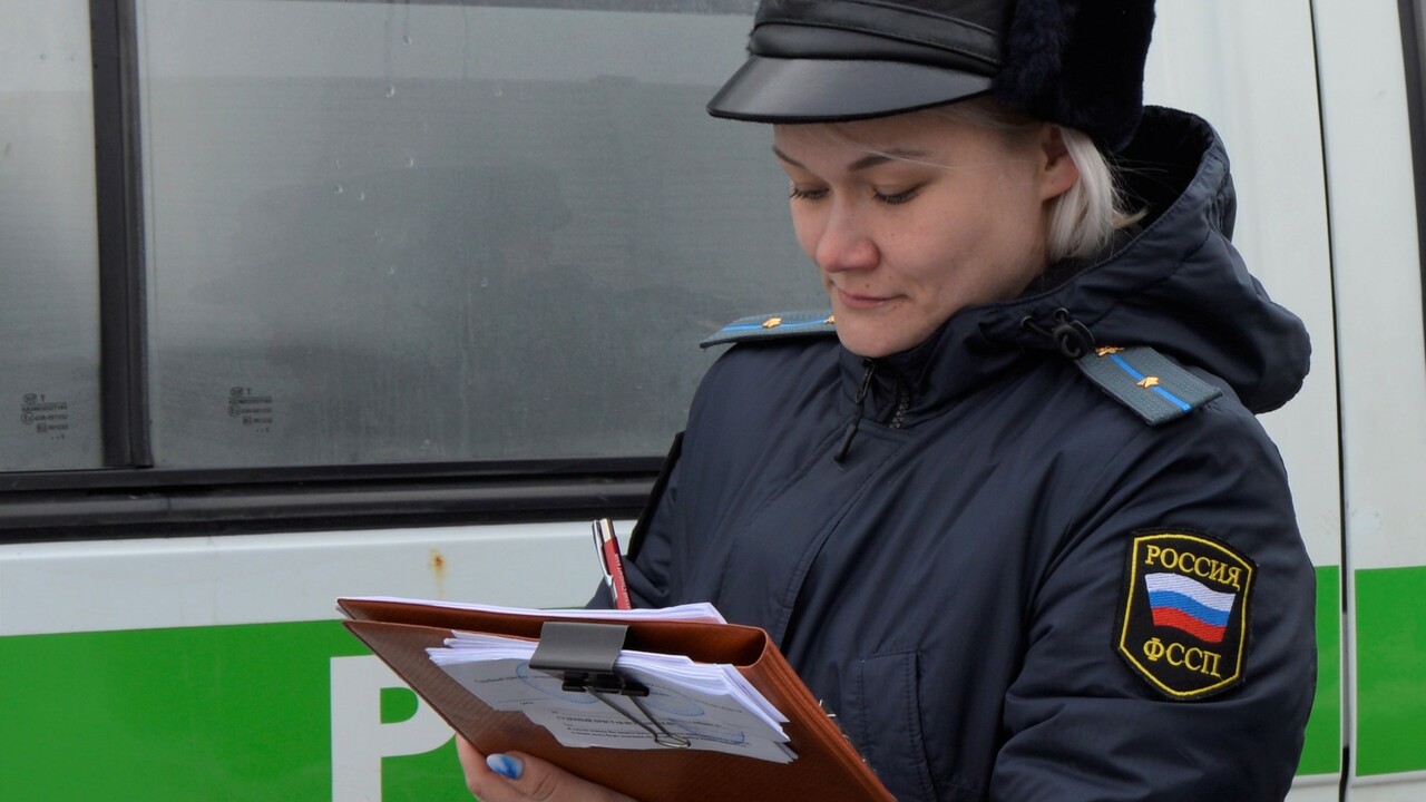 Исполнение решения суда обеспечили судебные при...