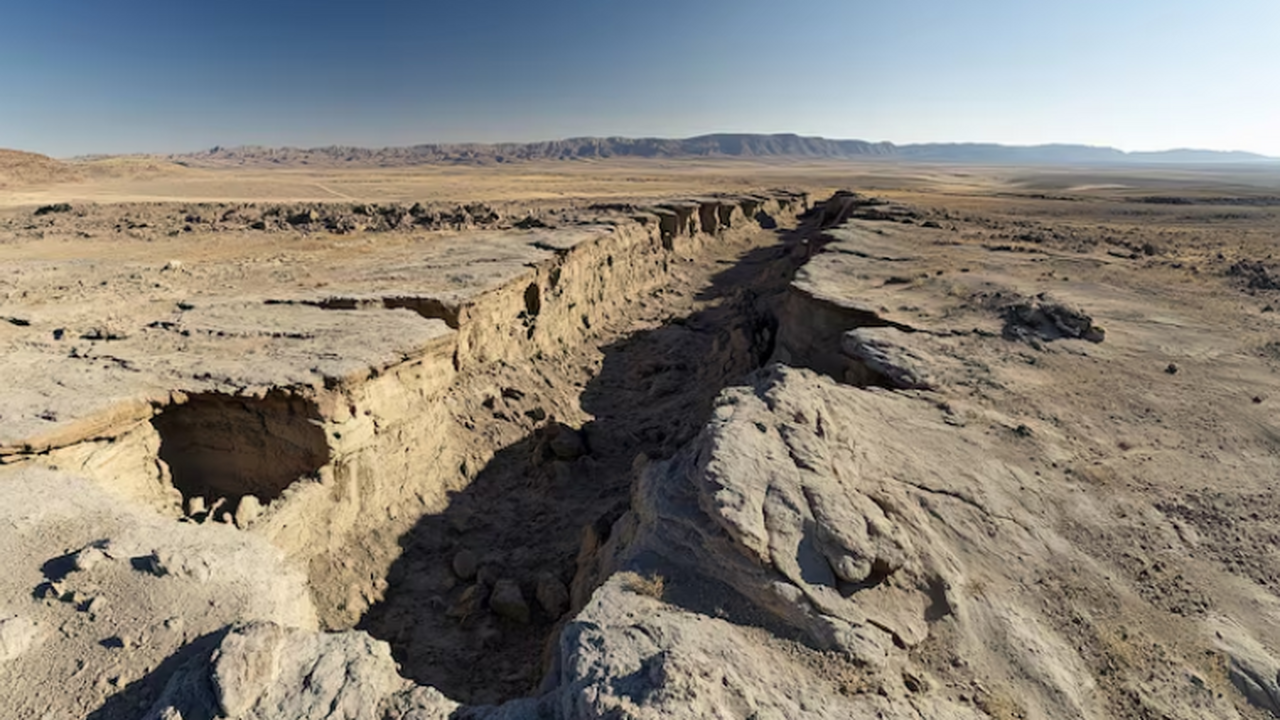 Археологи: возле Стоунхенджа выявлено мегалитическое кольцо из ям В районе Стоунхенджа обнаружено новое монумента...