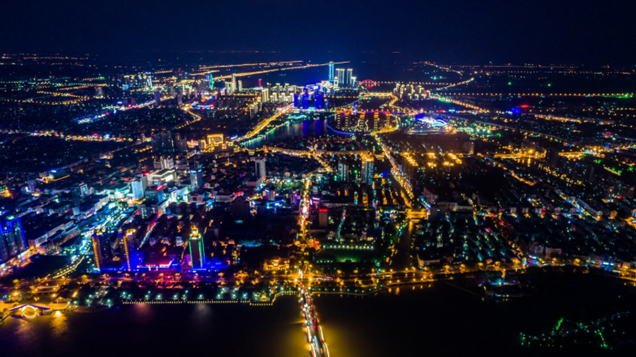 Ученые наблюдали, как транспорт влияет на элект...