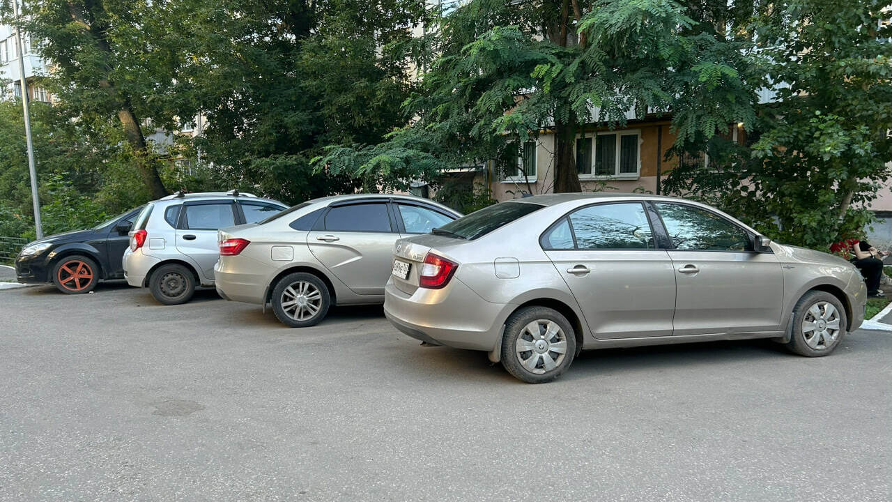 Стали известны повышенные штрафы ГИБДД: что ждёт водителей в 2026‑м В 2026 году российским водителям придётся учиты...