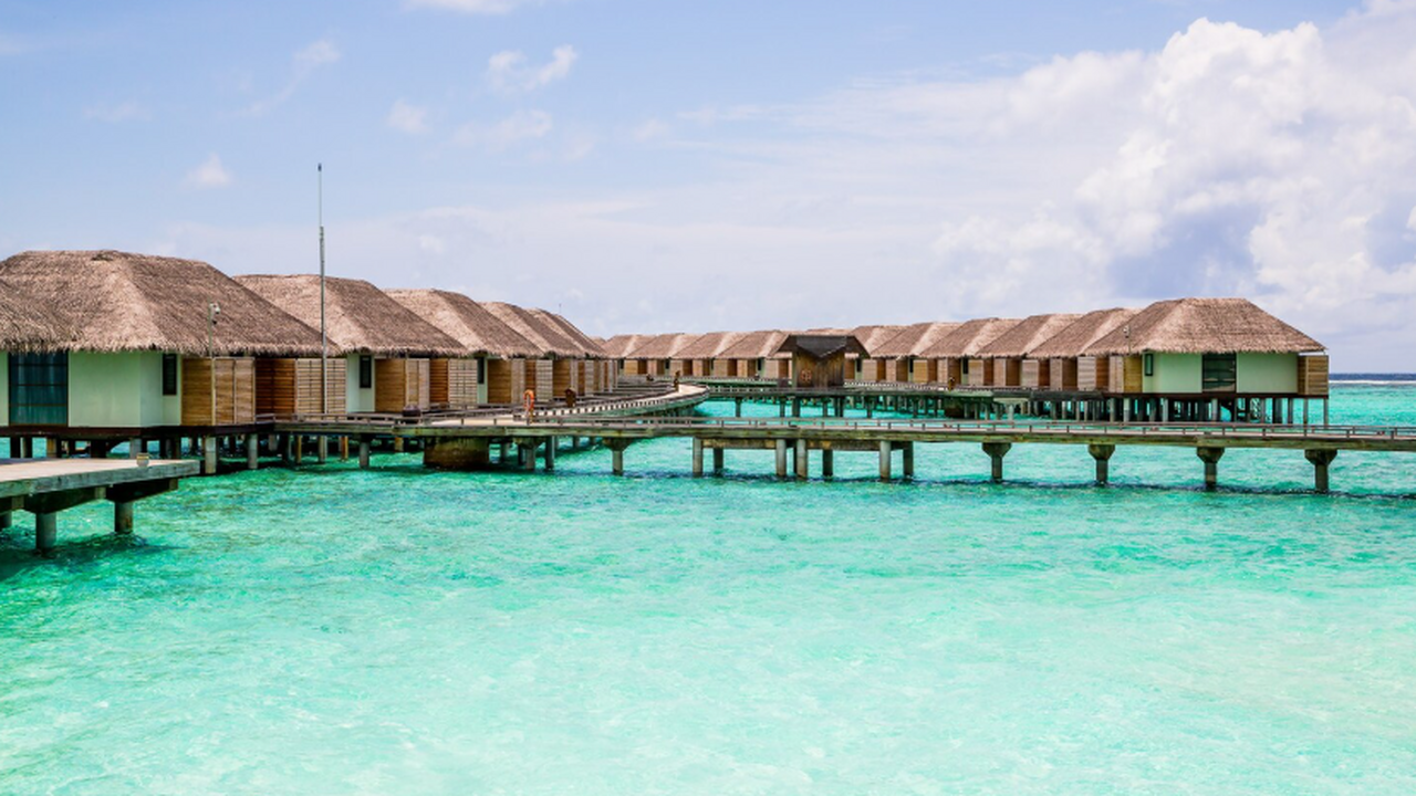 Аналитики назвали Мальдивы самым дорогим направ...