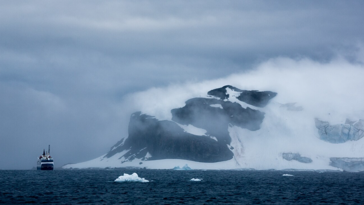 Экспедиция «Арктический плавучий университет-20...
