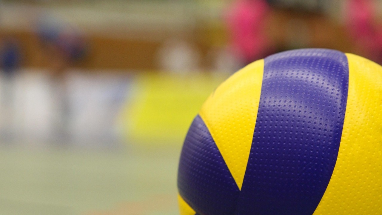 "Нова" находится на пятом месте в турнирной таб...