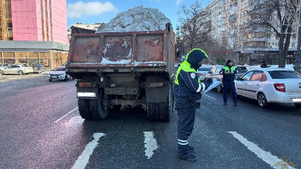 Смертельное ДТП произошло около самарского Двор...