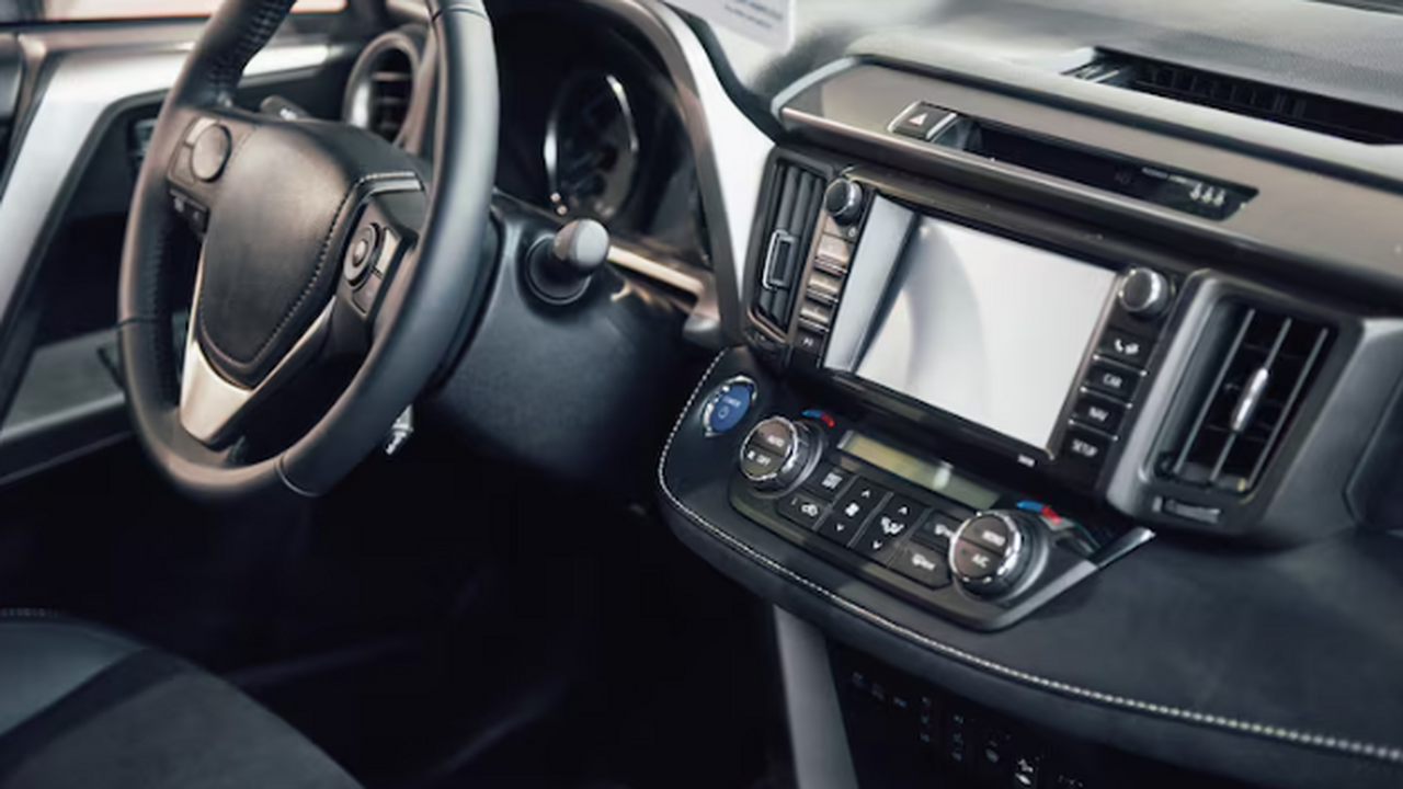 Почему советские водители ездили на летних шинах зимой без проблем: Спросил у шофёра тех лет Сейчас «переобувка» — как смена сезонов. Первый...