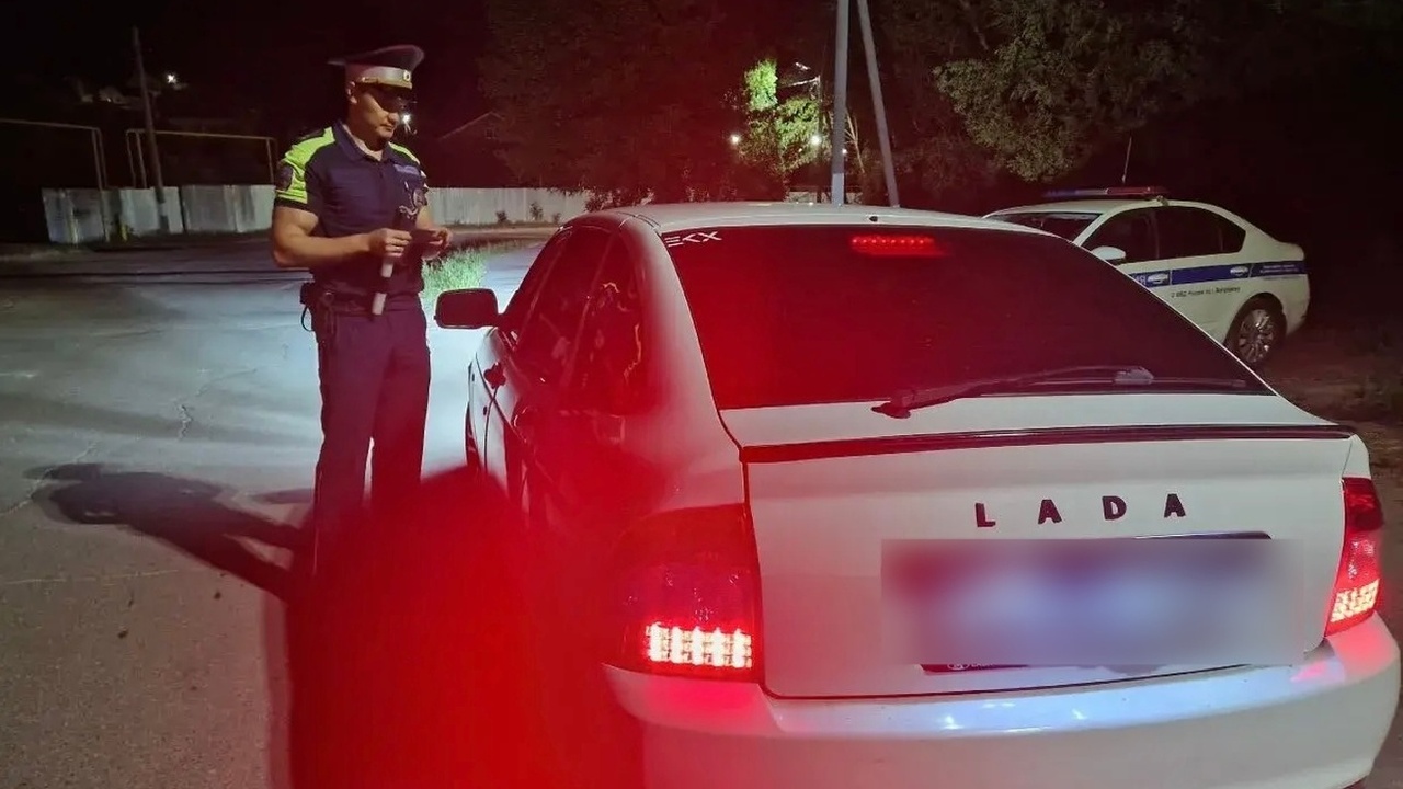 Его задержали, когда он управлял автомобилем св...
