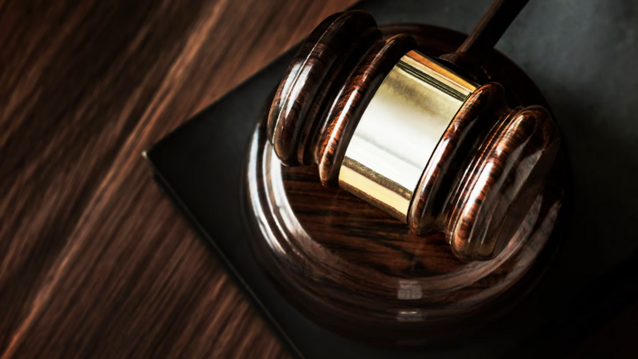 Прокуратура потребовала 14 лет колонии для экс-главы МЧС Самары Олега Бойко В Самаре по делу о взятках прокуратура потребов...