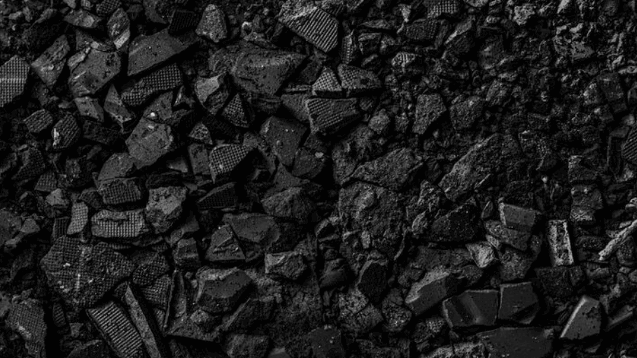 Учёные обнаружили в леднике ИГАН частицы, связа...