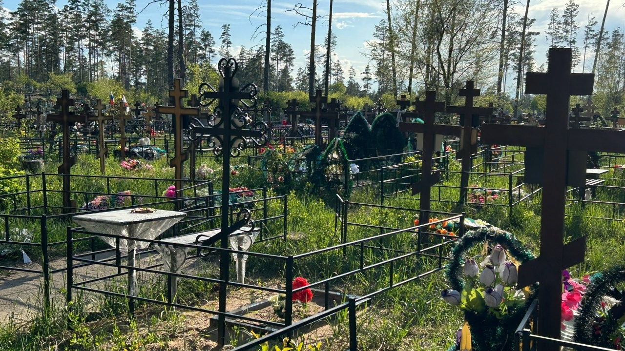 Главным в день поминовения остаются молитва, тр...