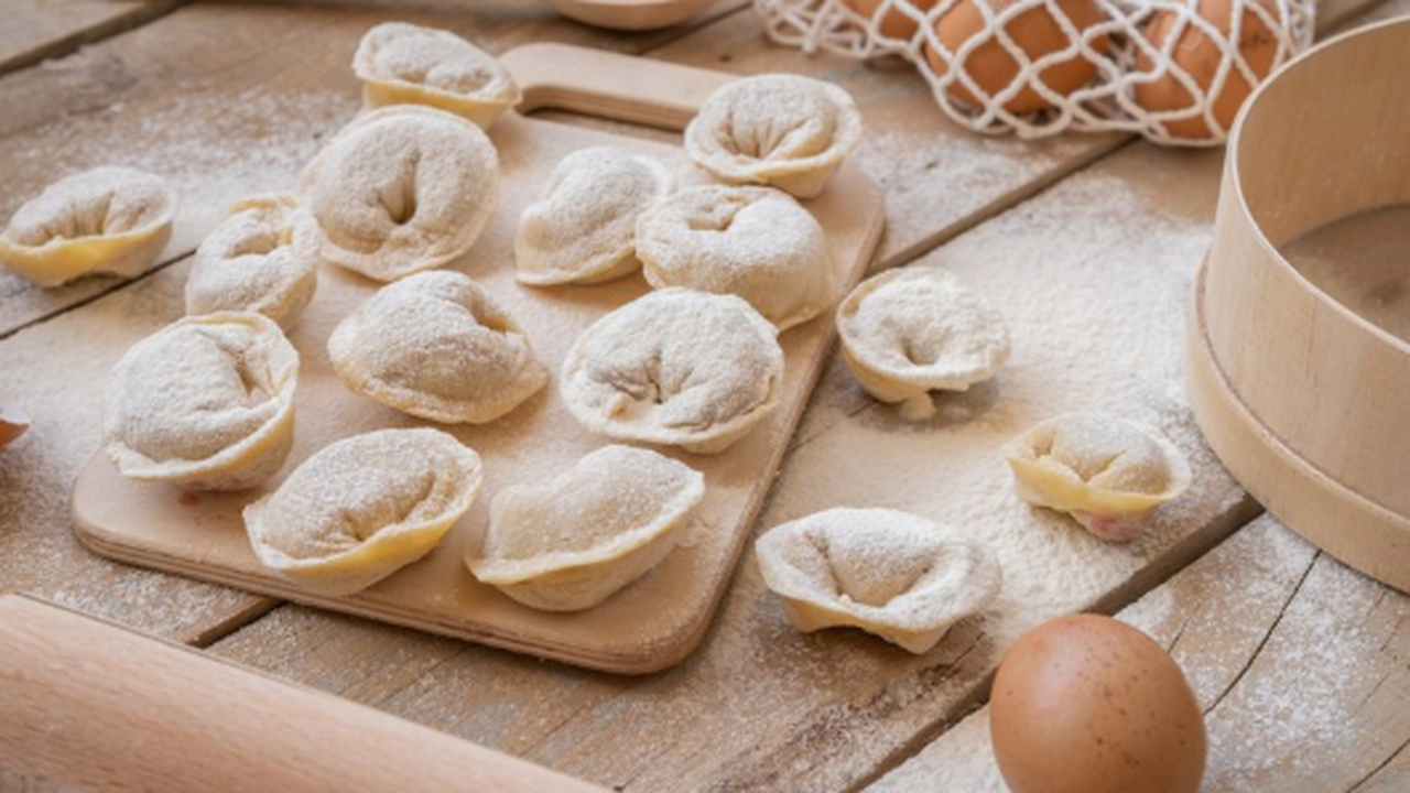 Берите сразу 3 пачки – там только чистое мясо: Роскачество назвало лучшие марки пельменей Берите сразу несколько упаковок – в них гаранти...