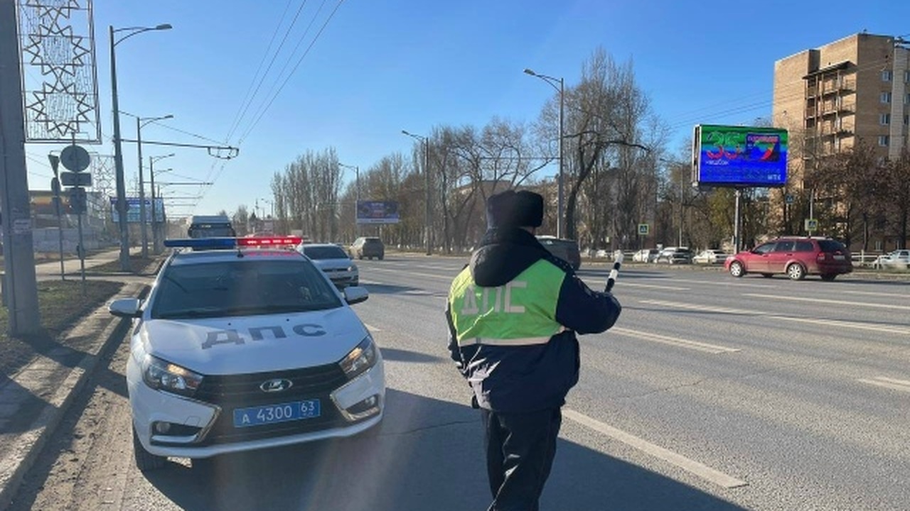 Автовладельцам напомнили о штрафах за летнюю ре...