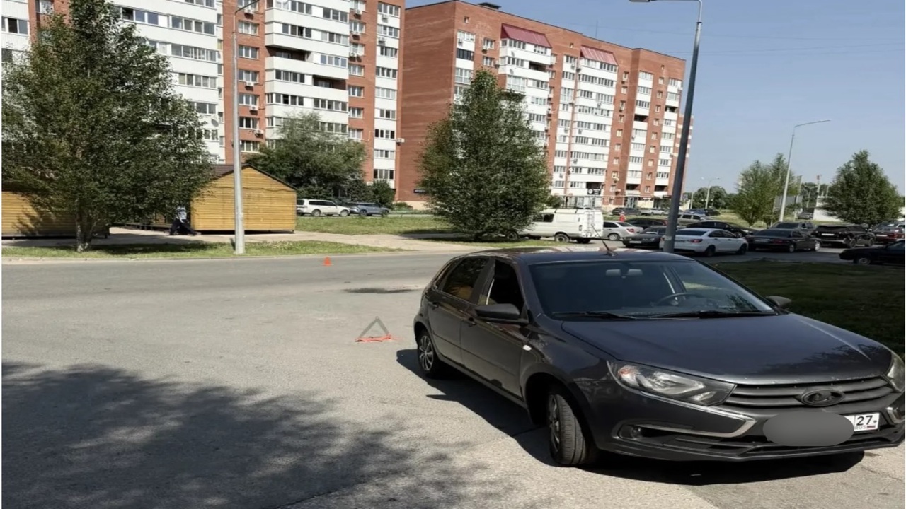 LADA Granta сбила семилетнего мальчика в Самаре Ребенок переходил проезжую часть в месте, котор...