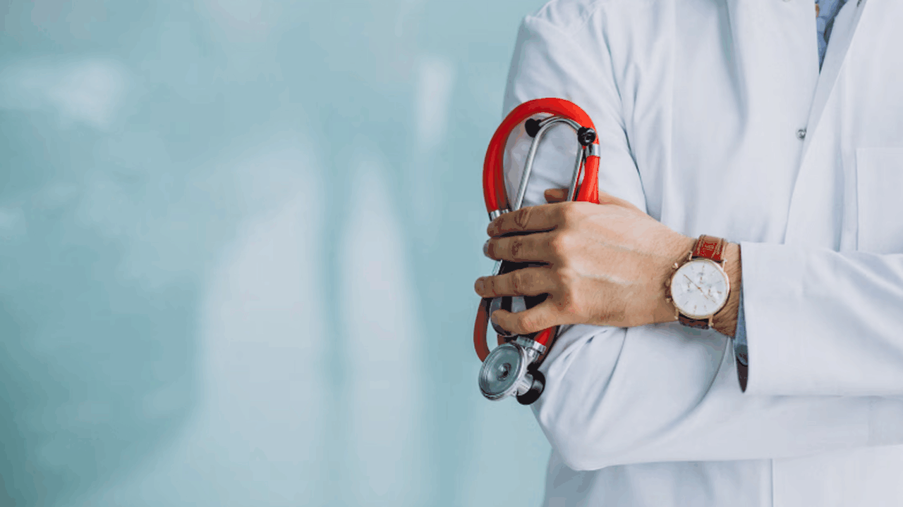 В России запускают специалистов по медицине дол...